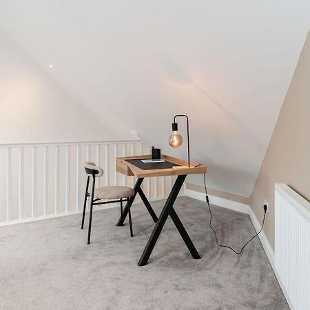 Boutique Apartment - Mazerystays Exley Luaran gambar