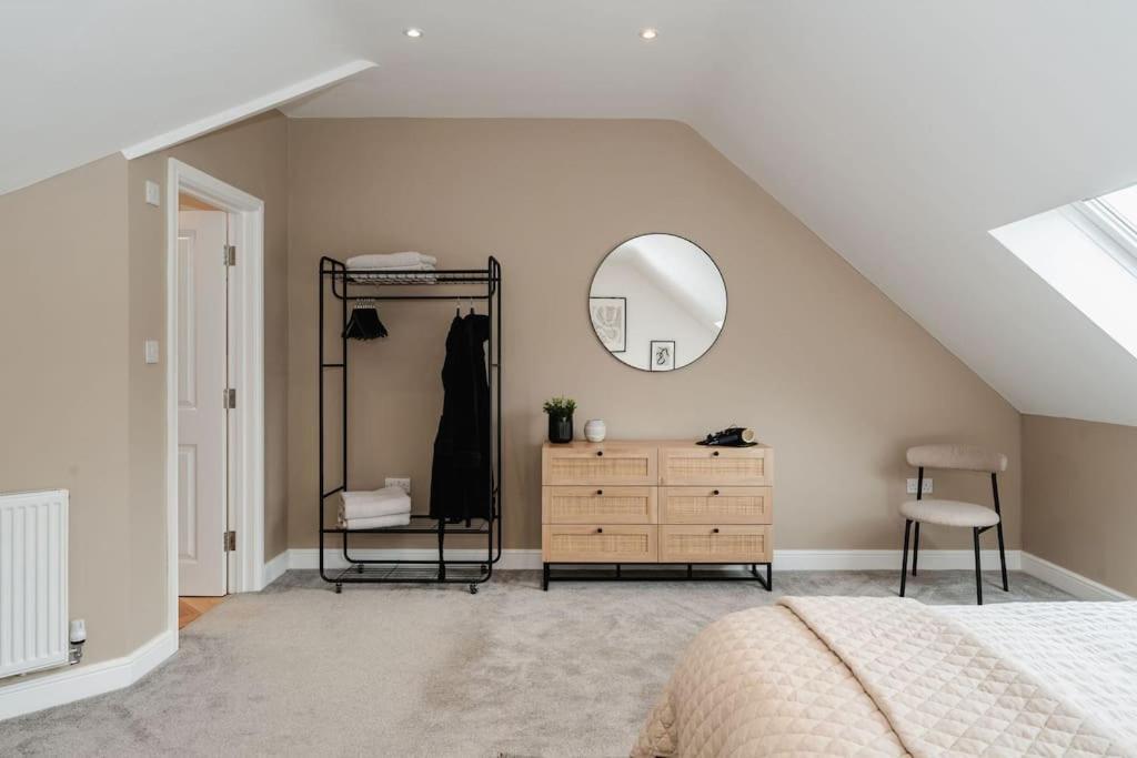 Boutique Apartment - Mazerystays Exley Luaran gambar